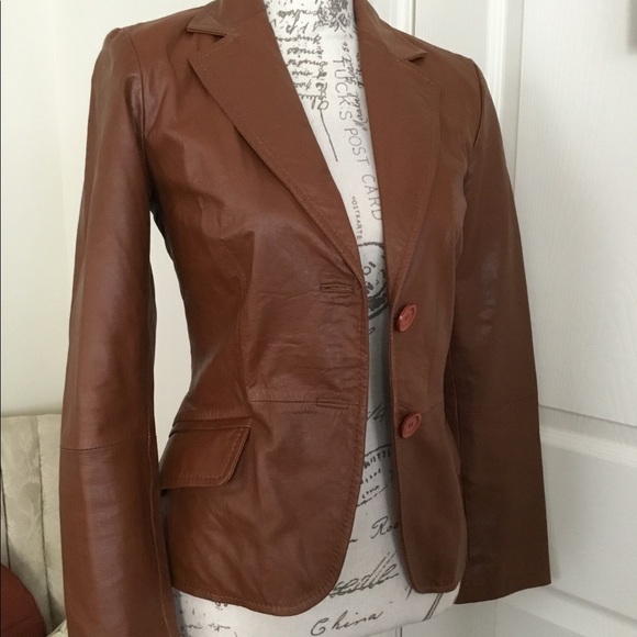 Saddle brown leather Zara two-button blazer. - Picture 2 of 4